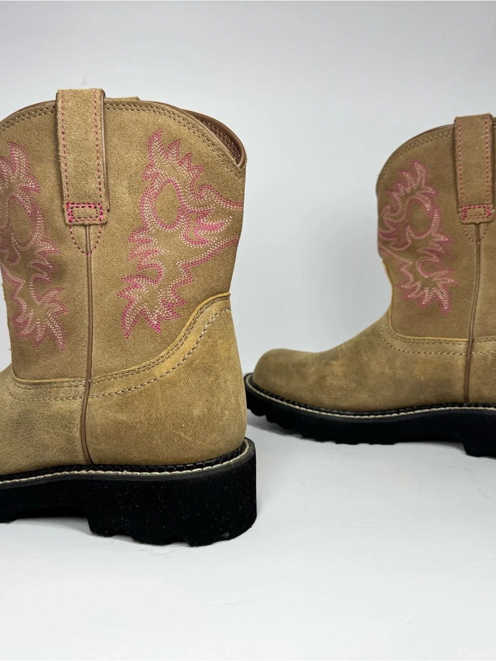 Ariat Tan Suede Western Ankle Booties with Pink Stitching size 8.5